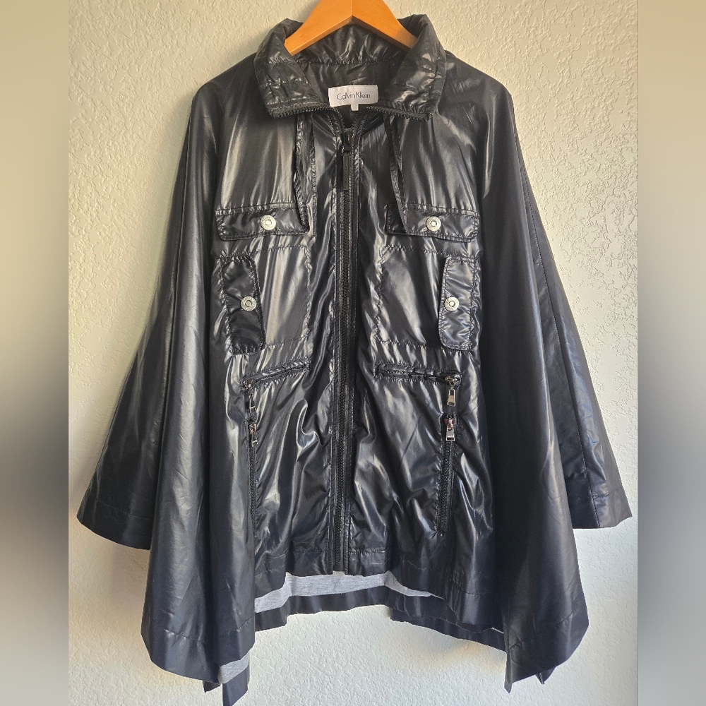 Calvin Klein Black Raincoat/Poncho Jacket Size Large